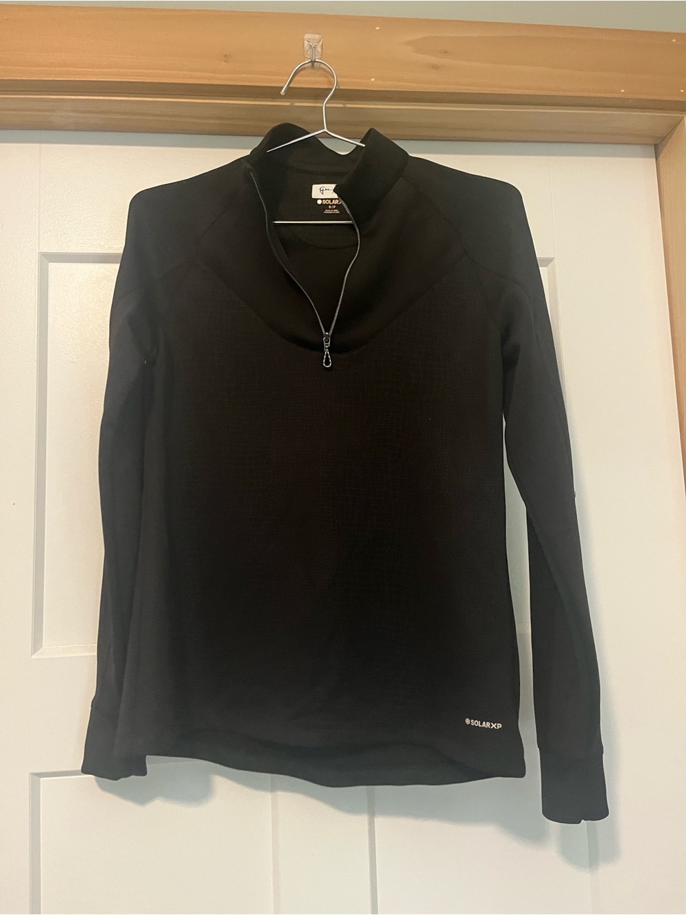Greg Norman solar XP Women’s small Black Long-Sleeve Performance Top